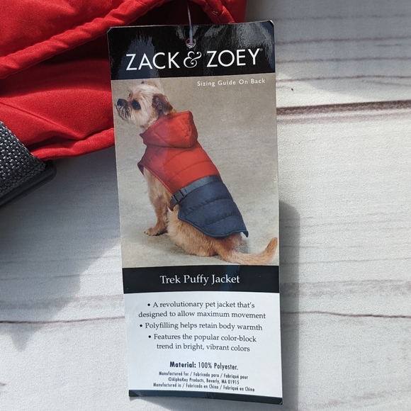 🚨SALE🚨 $19 (MAKE OFFER) XXS Dog Puffer Coat - Picture 3 of 6